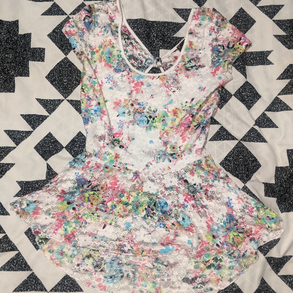 4/$12 Peplum Top